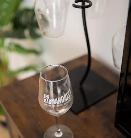 Le Petit Marmandais Apartament *